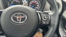 Toyota Yaris 1.5 Hybrid Icon Tech 5dr CVT Hybrid Hatchback